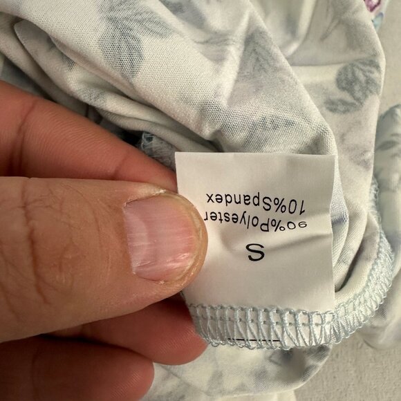 Floral Blouse Small Womens Lightweight Semi-Fitted Short Sleeve Multicolor Soft - Picture 6 of 12